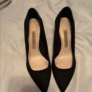 Zara Black Pointed Heels